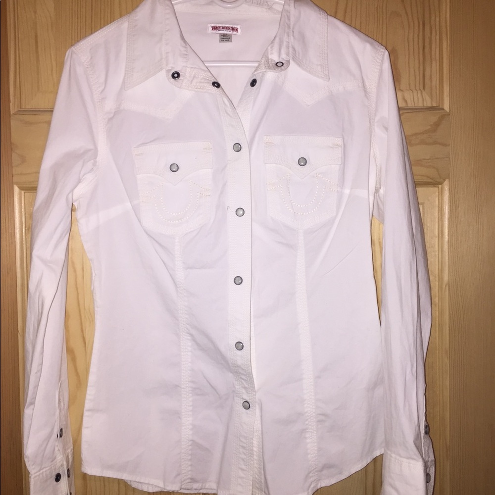 Button up long sleeve.